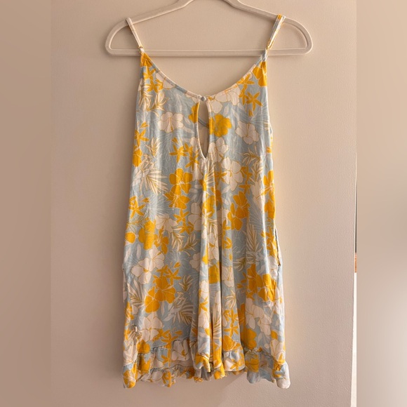 Shorts romper - Picture 2 of 3